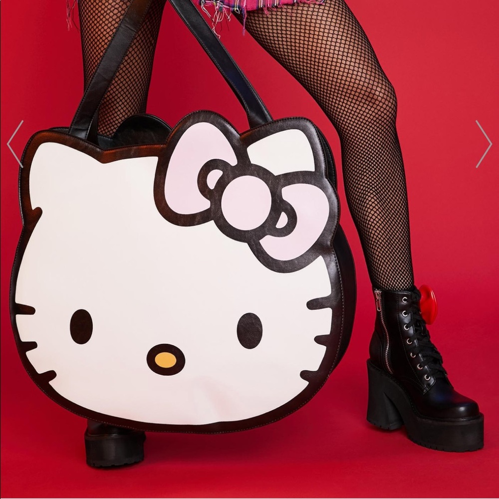 Hello Kitty Travel Bag NWT!